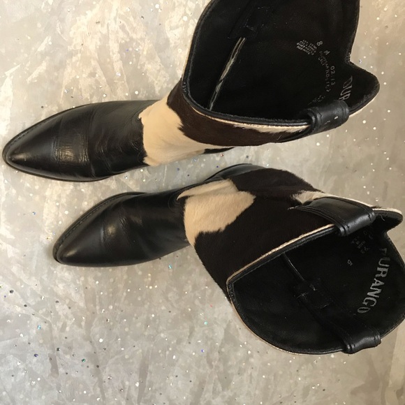 Black and white cow print cowboy boots - Picture 2 of 6